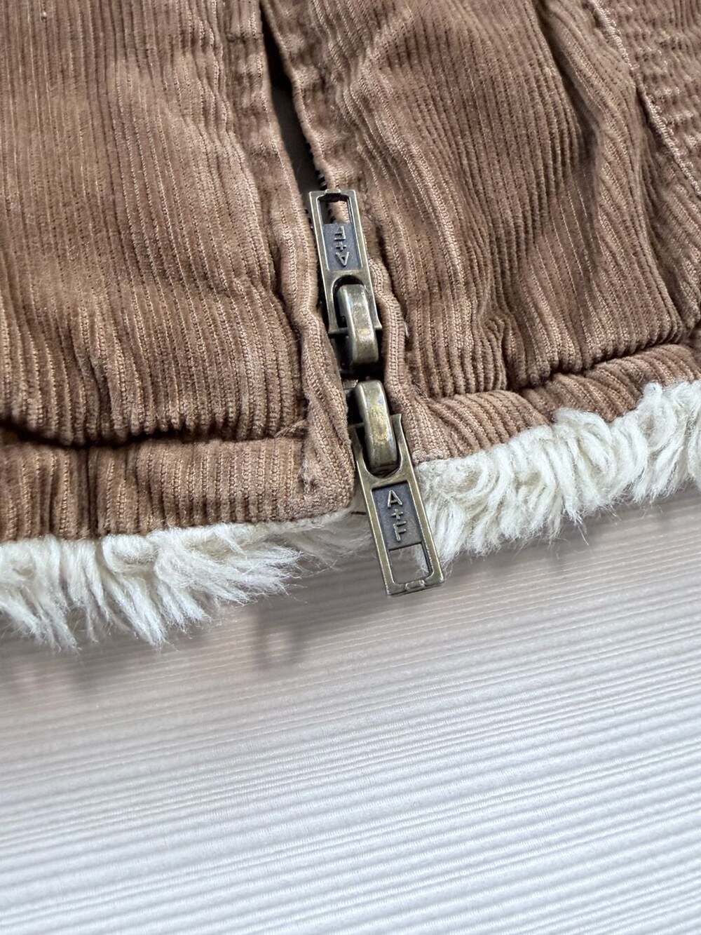 Abercrombie & Fitch Brown Corduroy Faux Sherpa Lined Jacket Women's Medium - Picture 5 of 8